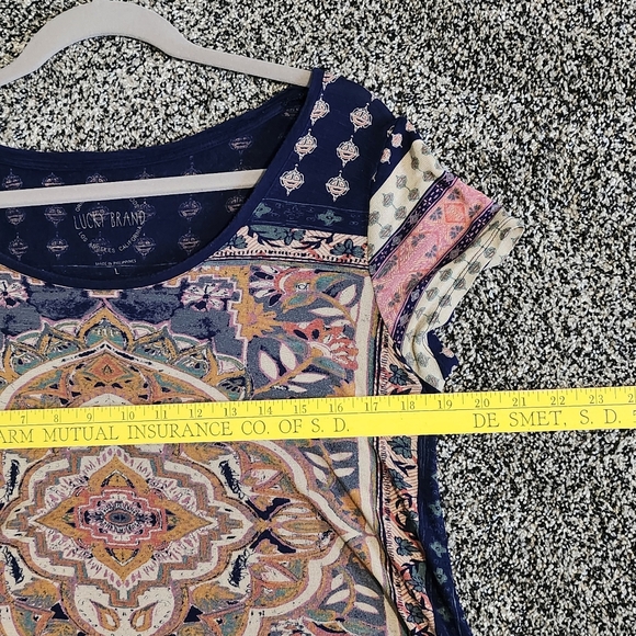 LUCKY BRAND Y2K Bohemian Indian Tapestey Indigo Short Sleeve Top Size Large - Picture 12 of 13
